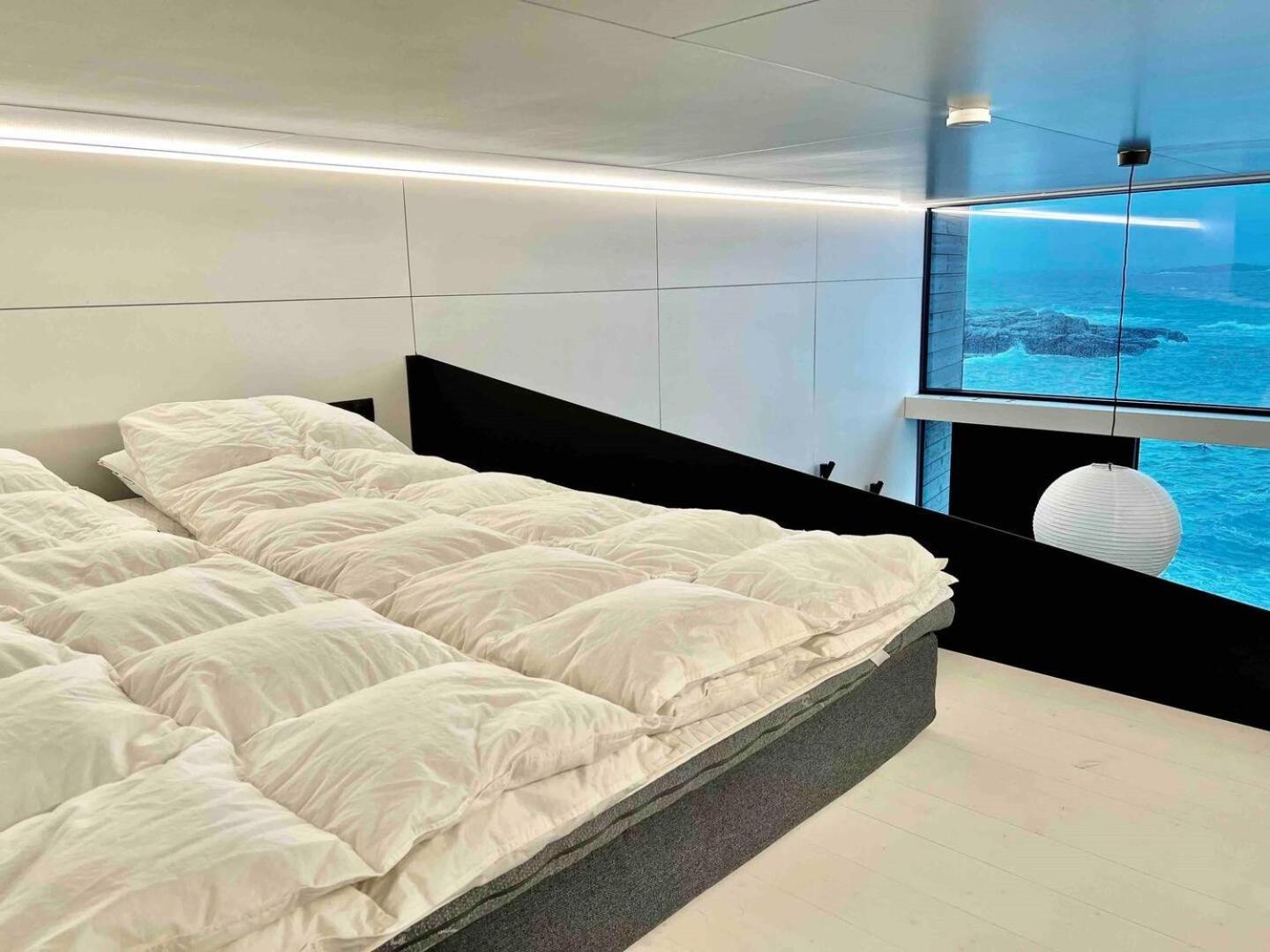 High End Sea Cabins At A In Lofoten Moskenes Eksteriør bilde